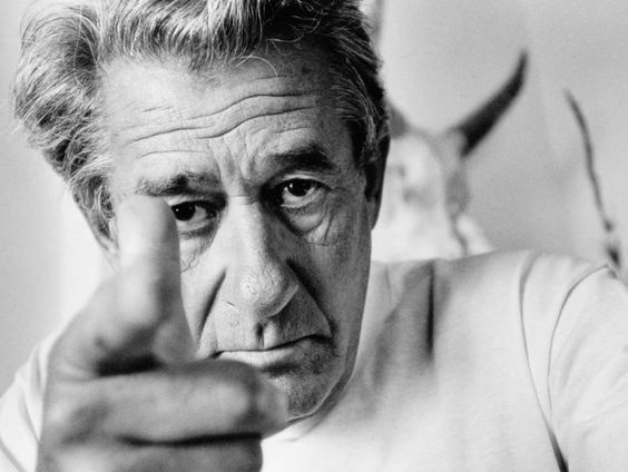 Helmut Newton: Fetisjist of Feminist?