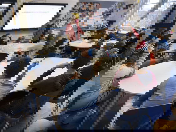 Stand.nl: Met de extra maatregelen is een goede manier gevonden om de scholen open te houden