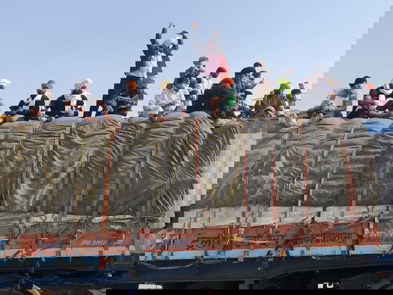 Boze boeren blokkeren Delhi