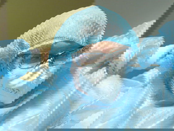 VVD en GroenLinks: Zorgpersoneel moet meer inspraak krijgen op de werkvloer