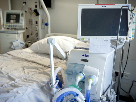 Hoe laat je coronapatiënten waardig sterven?