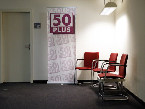 Politie bij 50PLUS-congres 'bewijst dat je als jonge partij stevige statuten moet hebben'