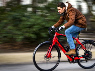 'Met een speed pedelec op de rijbaan is levensgevaarlijk'