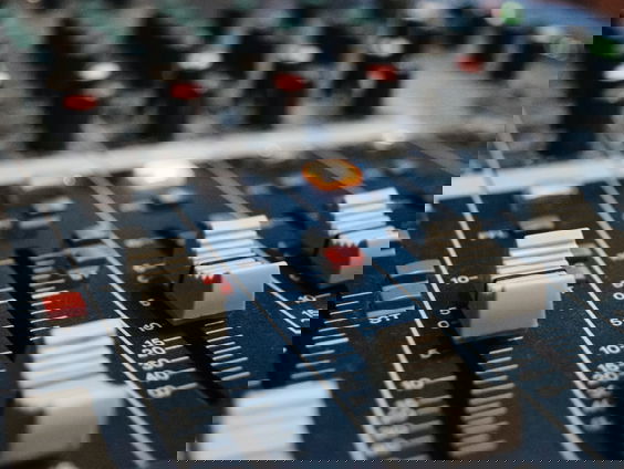 Astrid de Jong en Arjan Snijders over de magie van nachtradio