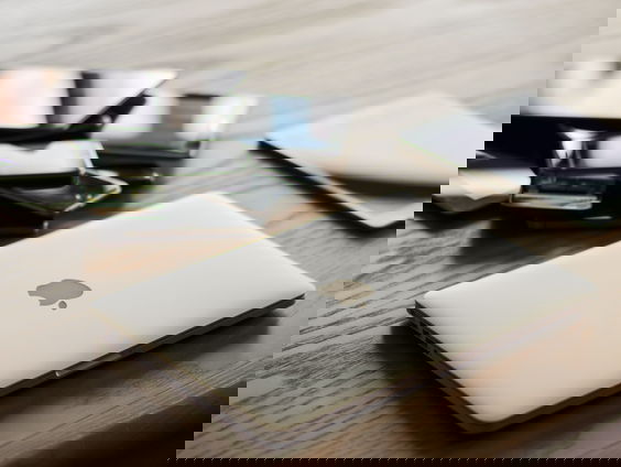 Afhankelijk van technologie op afstand