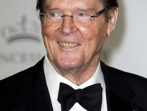 Roger Moore overleden