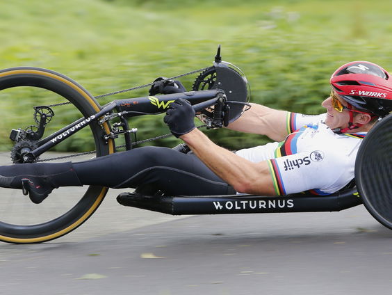 Handbiker en triatleet Jetze Plat richt zich op Paralympics 2021