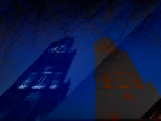 In gesprek met een nachtwerker: Krantenbezorgster Nadine