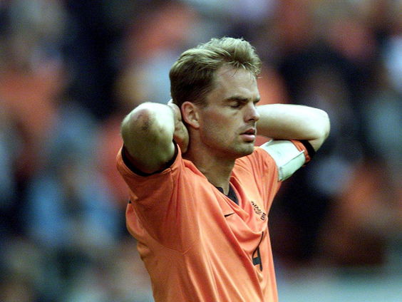 Van Oranjegekte naar penaltytrauma: terug naar EURO 2000