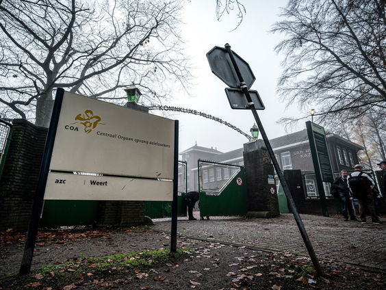 Advocaten en onderzoekers: 'Omgang migranten in Nederland doet denken aan toeslagenaffaire'