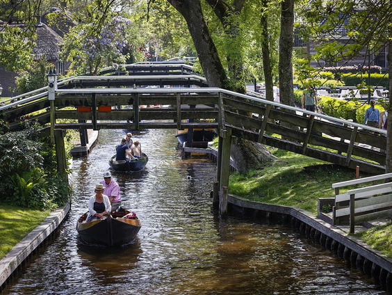 Toerist in je eigen stad; Ontdek de lokale cultuur