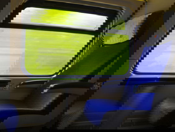 "Er moeten vrouwenzones komen op openbare plekken"