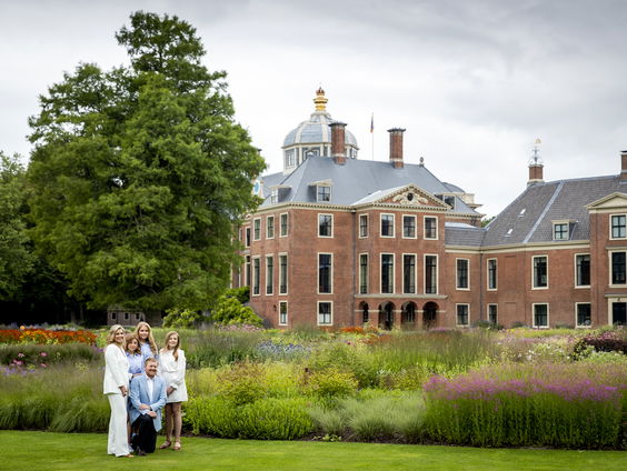 Stand.nl: De financiën van het koningshuis moeten transparanter worden