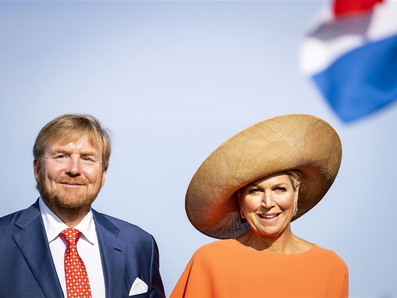 Stand.nl: De ophef over de vakantie van de koning is overdreven