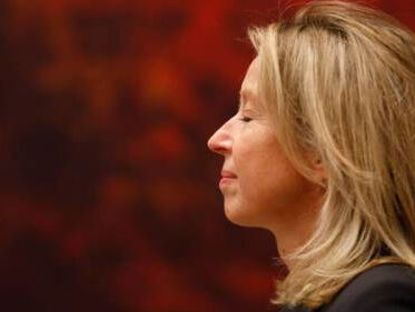 Debat over afschaffing referendum hervat