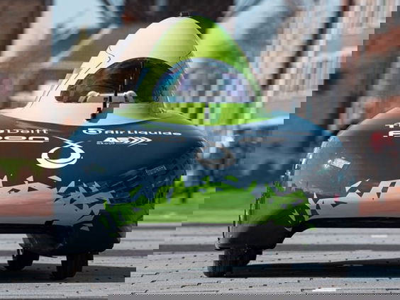 Studenten TU Delft starten recordpoging met waterstofauto