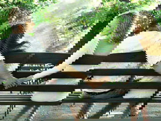 Advertenties die vreemdgaan promoten moeten verboden worden