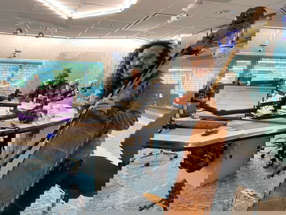 Andrew Makkinga en James Oesi over het Dutch Double Bass Festival