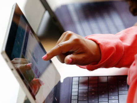 "Docenten moet digitaal worden bijgeschoold"