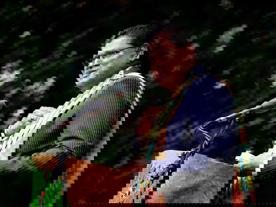 Het Oog spreekt de Surinaamse President