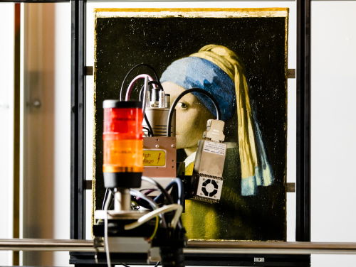 Martine Gosselink van Mauritshuis over onderzoek Meisje met de Parel