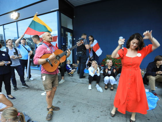 Hand in hand van Vilnius tot aan Wit-Rusland