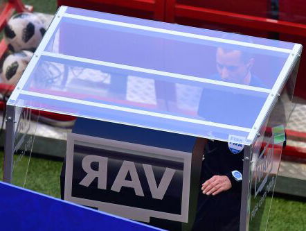 Volgend jaar heeft de eredivisie ook een videoscheidsrechter