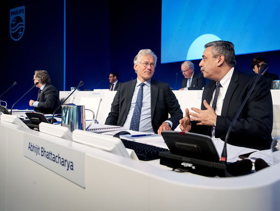 Winst Philips stijgt weer, heeft weinig last van coronacrisis