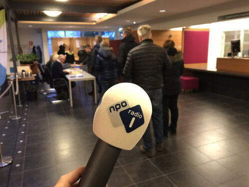 Moet NPO Radio 1 meer aandacht besteden aan de lokale politiek?