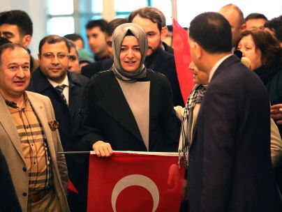 Turkse minister mocht worden aangehouden door politie