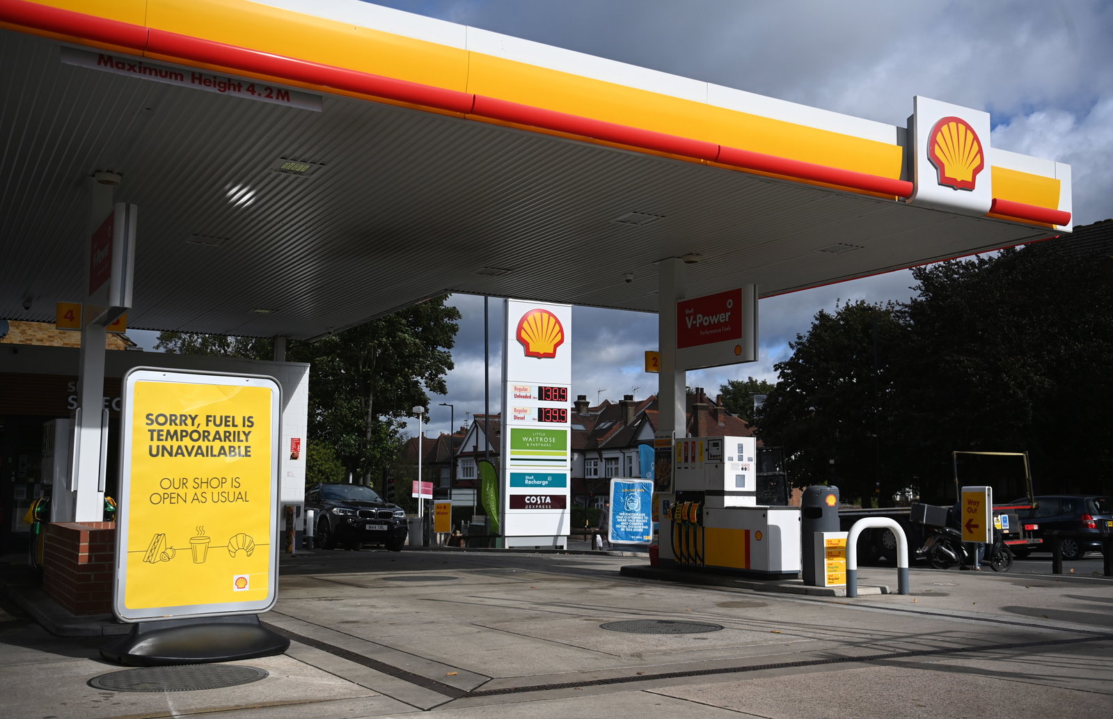 Shell Npo Moet Shell opgesplitst worden? | NPO Radio 1