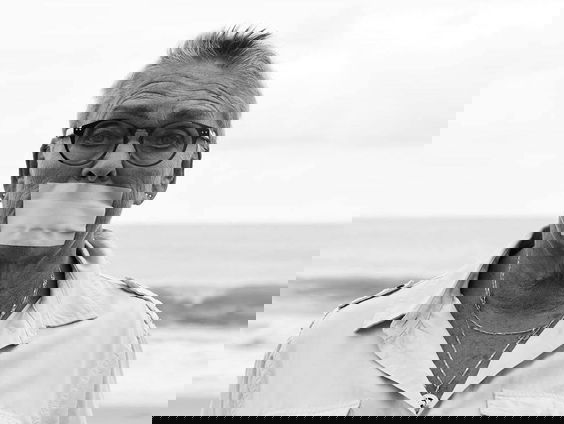 De schimmige kant van de adoptiewereld