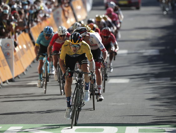 Hoe verliep de eerste aankomst bergop in de Tour? 'Het is extreem rustig'