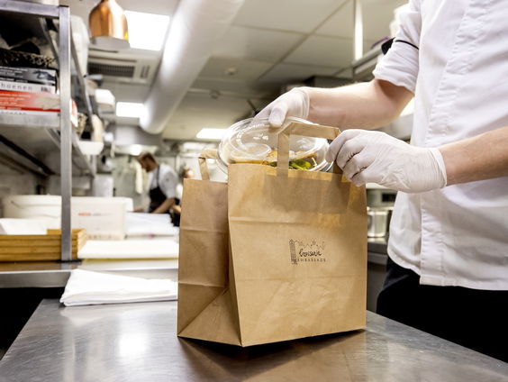 Horeca vier weken langer dicht