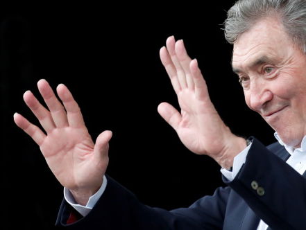 De Tour in Brussel als eerbetoon aan Merckx