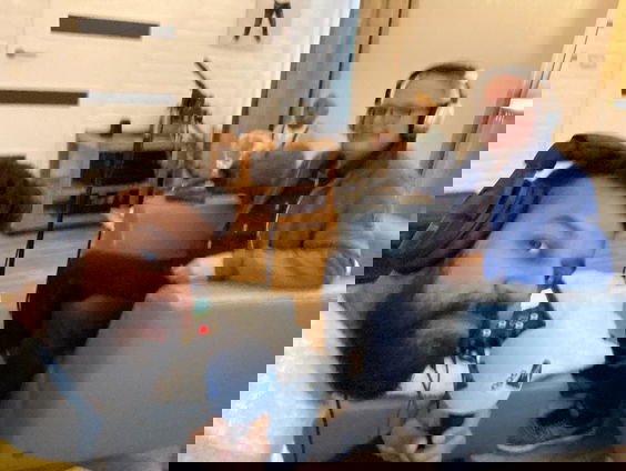 Nabestaande Niek over onderzoek handelen Joodse huiseigenaren: 'ik vind het heel belangrijk'