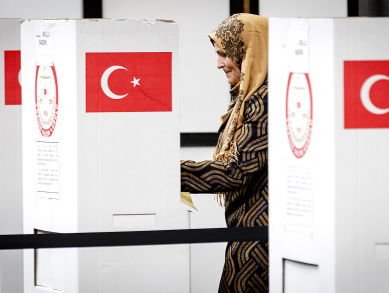 Nederlandse Turken naar de stembus