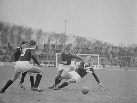 Jan Luitzen over de eerste voetbalwedstrijd in Nederland