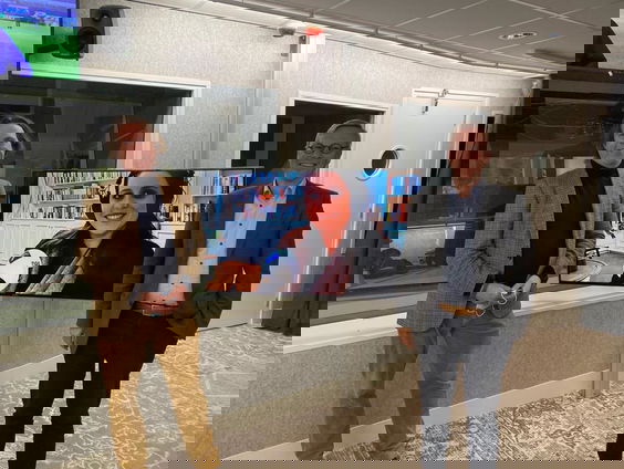 Het Nieuwsforum met Ronit Palache, Arnold Huijgen en Jan Willem Wits