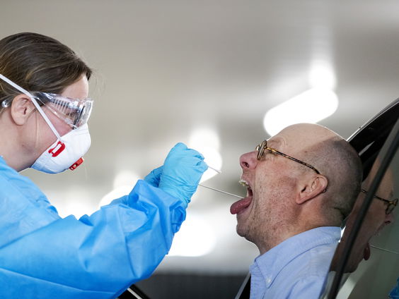 Arts-microbioloog Marc Bonten over toegenomen aantal coronabesmettingen