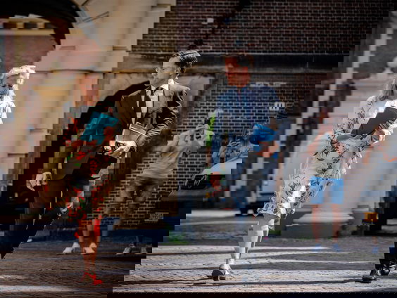 De factor buitenland in de formatie