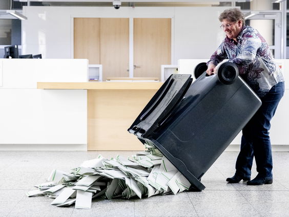 'Fietsen om stemmen te bietsen' - Jongeren Partij wil meedoen met de Tweede Kamer-verkiezingen