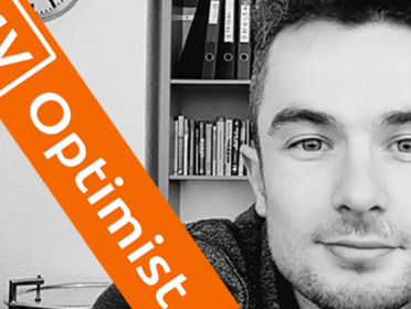 Optimist: Tommie Niessen: 'werken in de zorg is geweldig, zeker voor mannen!'