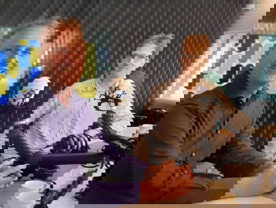 Reinier Wels en Bas Agterberg over teruggevonden beeldfragmenten van Ja Zuster Nee Zuster