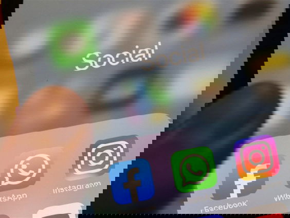 Stand.nl: 'Een avond zonder WhatsApp en Facebook is een confronterende ervaring'