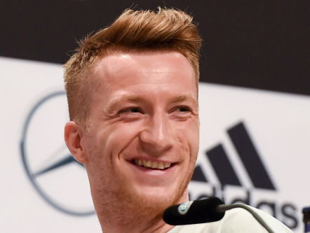 Mannschaft optimistisch na narrow escape