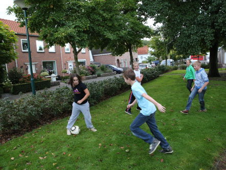 Kritiek op campagne Sire over ravottende jongens