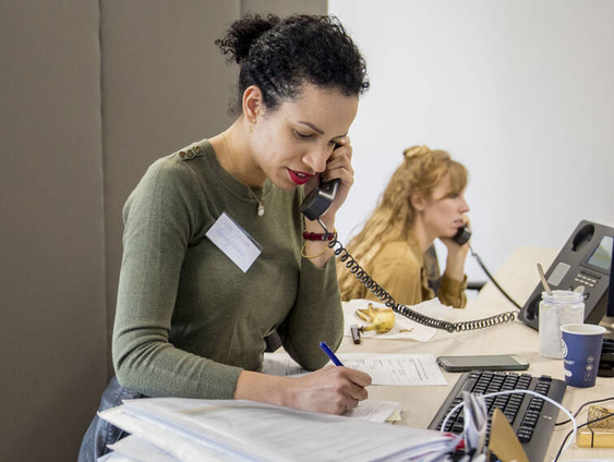 Ministerie en GGD wisten al in mei dat bron- en contactonderzoek langer duurde