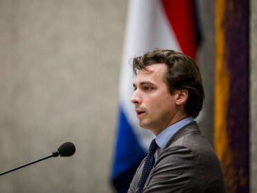 Voormalig AIVD-baas: 'ik zou niet alle geheimen met FvD delen'