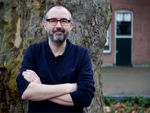 Druktemaker Ronald Giphart - Herdenkingsconcert Manchester